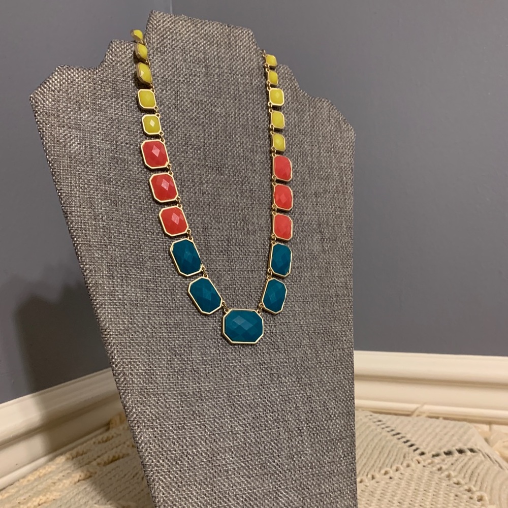 🐞2 for 30🐞 Beautiful Tri Colored Necklace